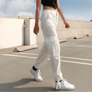 WHITE CARGO PANTS